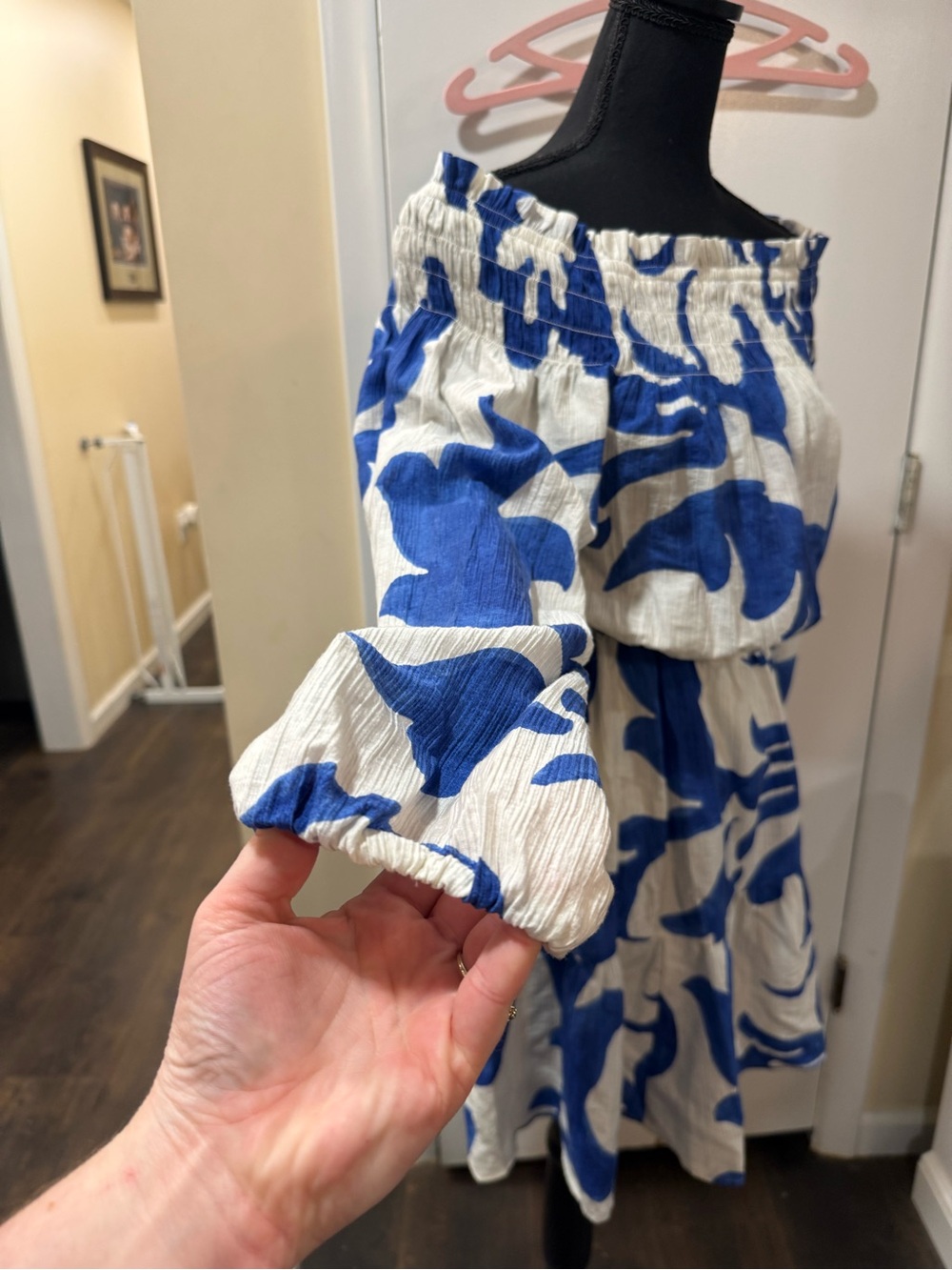 H&M White Off-Shoulder Dress with Royal Blue Swirl Print - Picture 3 of 8